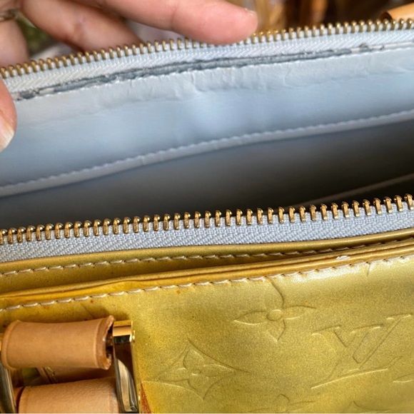 Louis Vuitton Vernis Large Luco Tote - Picture 8 of 15